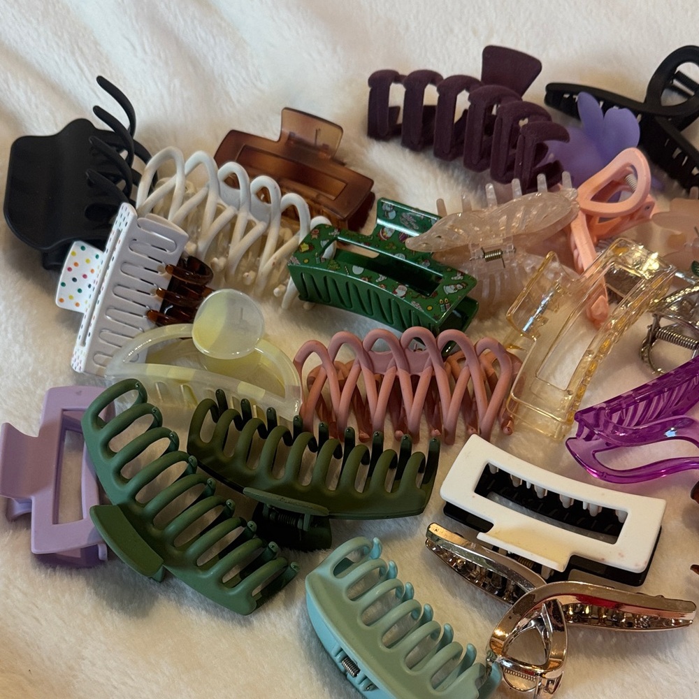 Assorted Hair Claw Clips